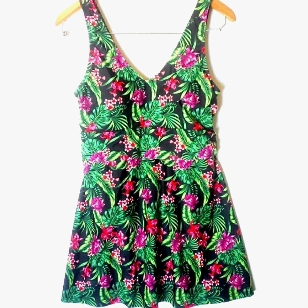 NEW! DREAMWAVE Swimwear Tropical One-Piece Swimsuit Dress 10.